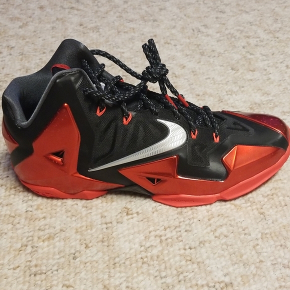 lebron james xi